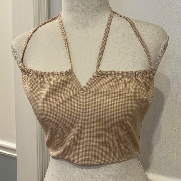NWOT TAN GINGHAM HALTER CROP TOP - LE LIS SIZE S - Picture 1 of 12